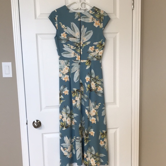 Elegant Teal Floral Maxi Dress; Front Slit; Fully Lined; Keyhole in Back; Sz 2 - Picture 6 of 15